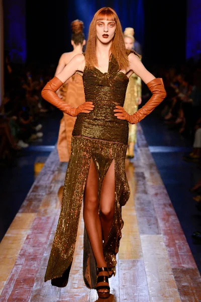 Look 51